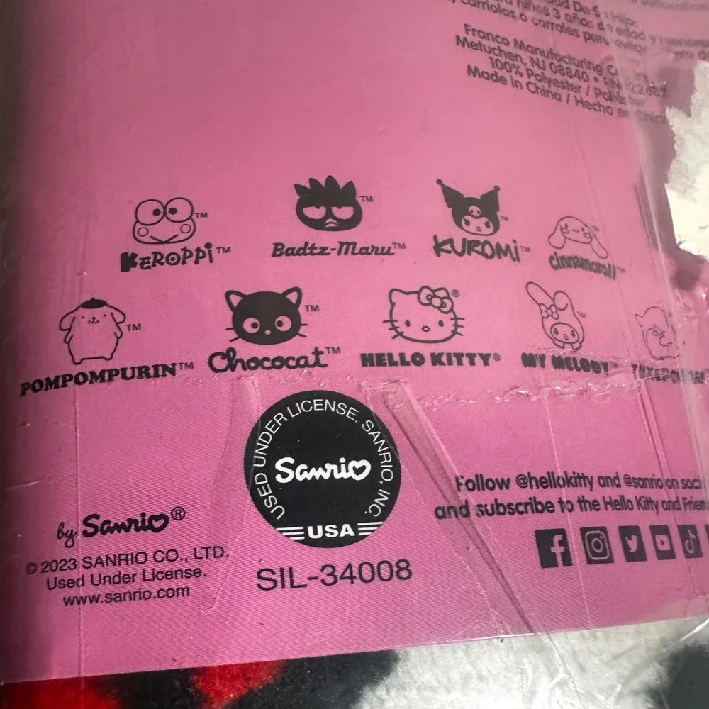 NEW‎ Hello Kitty Friends Throw Blanket Sanrio Kuromi Keroppi Plush 62x90